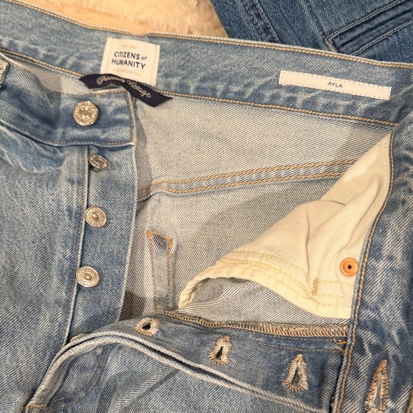 Citizens Of Humanity (Ayla) Light Blue Relaxed Jeans - Picture 6 of 6